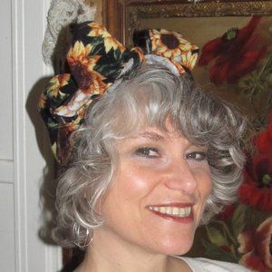 Big Bow Head Wrap in Sunflowers